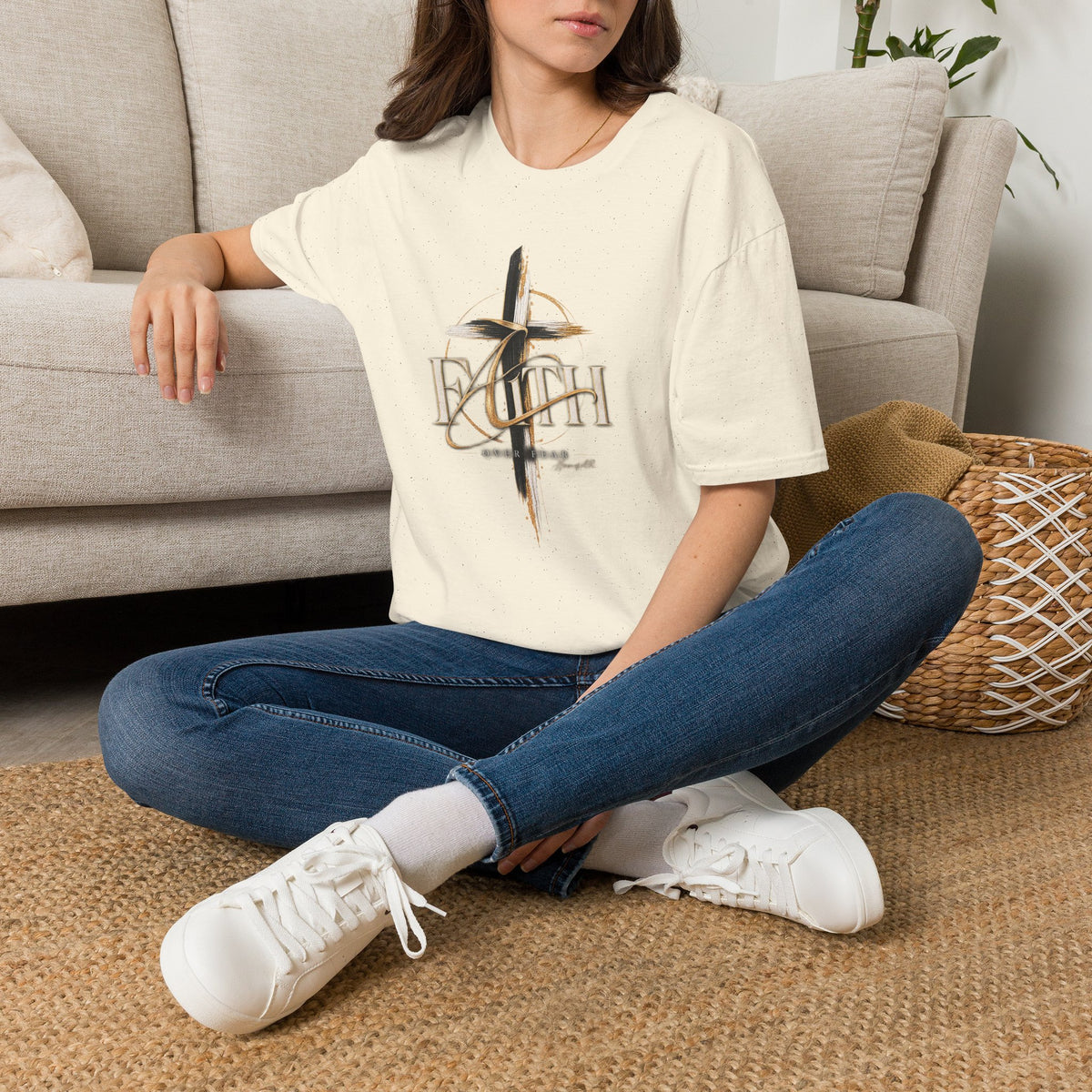 Faith Cross Graphic Tee