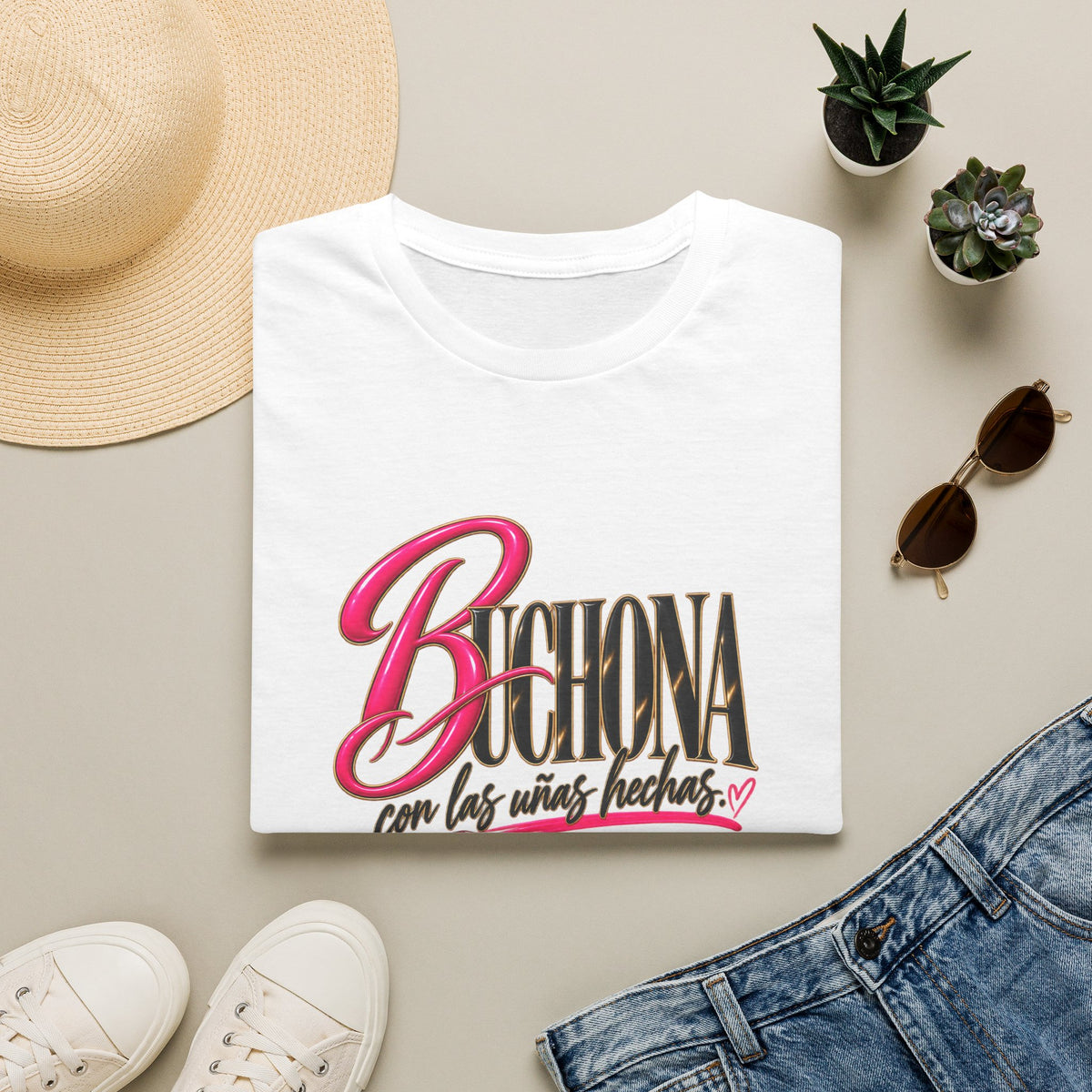 Buchona con las uñas hechas  Tee