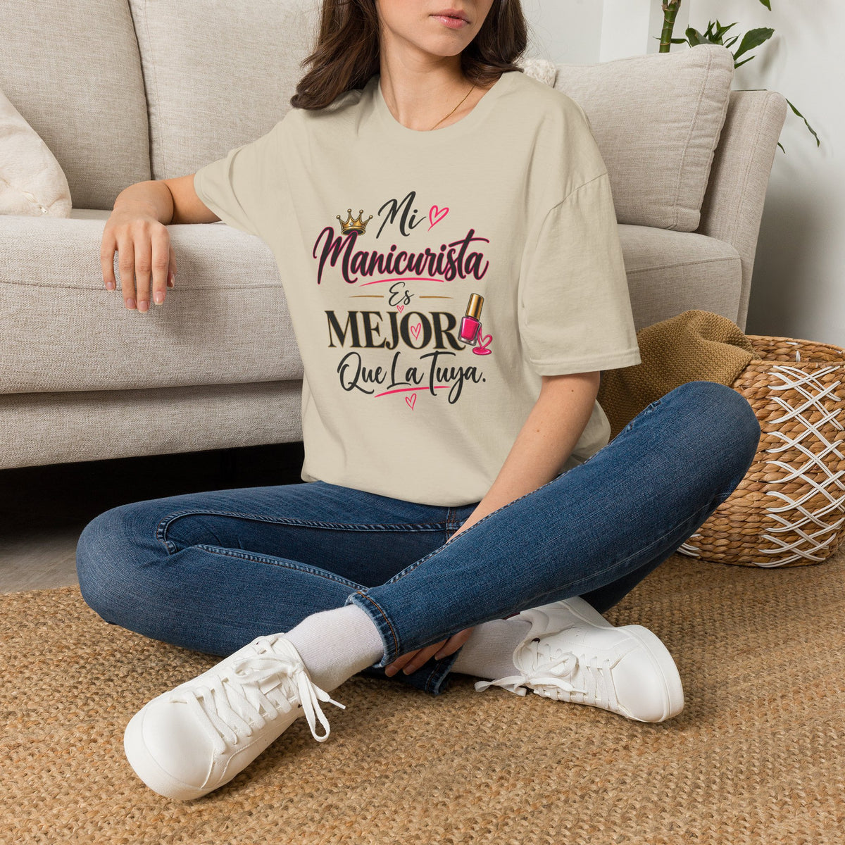 "Mi Manicurista Es Mejor Que La Tuya"Tee