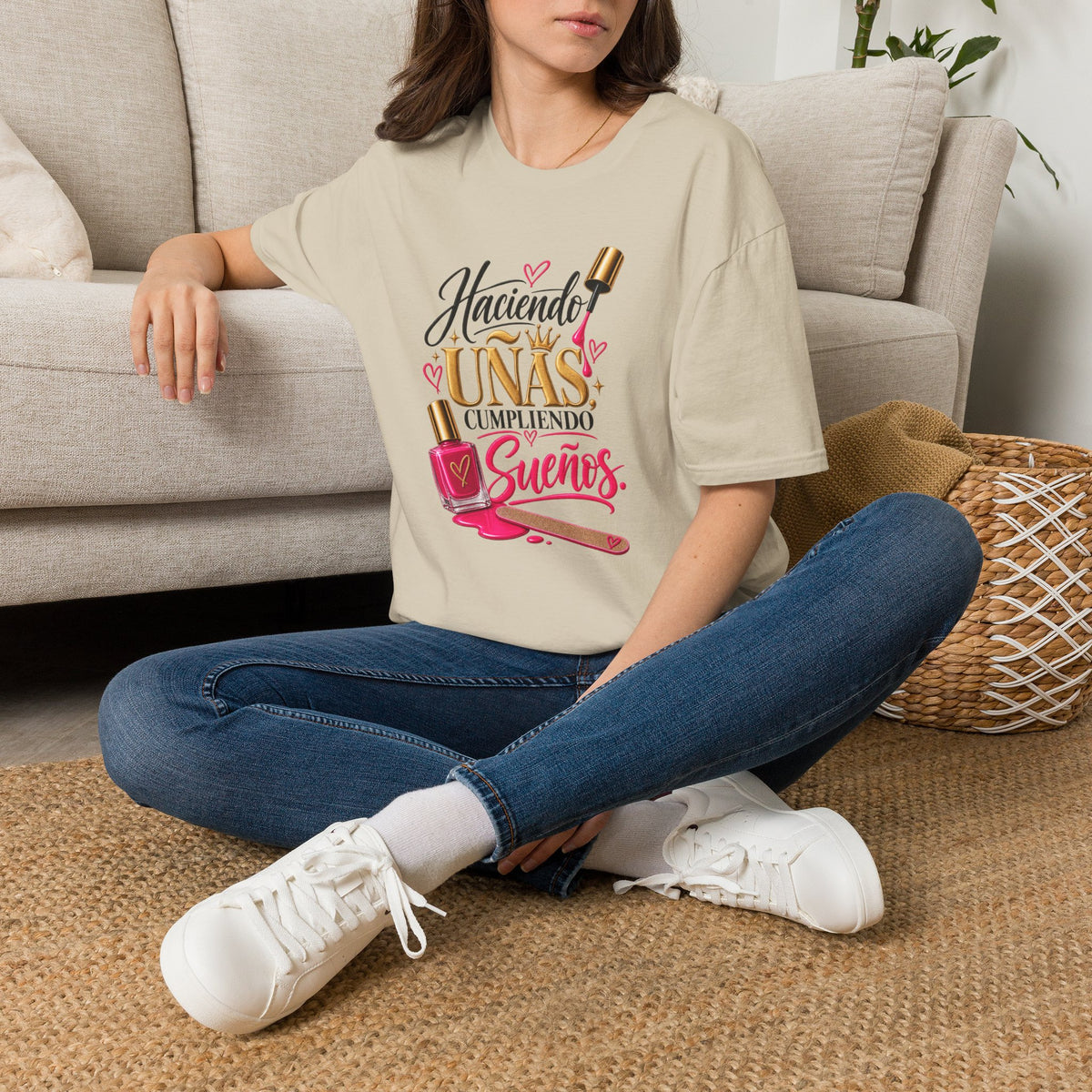 “Haciendo Uñas, Cumpliendo Sueños” Tee